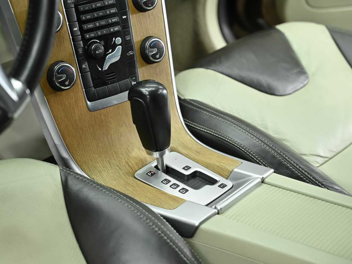 Купить Volvo XC60 с пробегом. Фото: #11