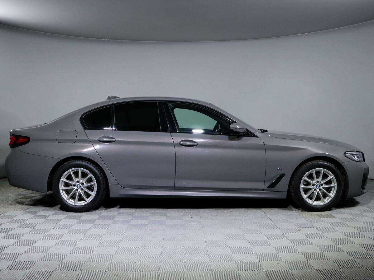 Купить BMW 5 серии с пробегом. Фото: #3