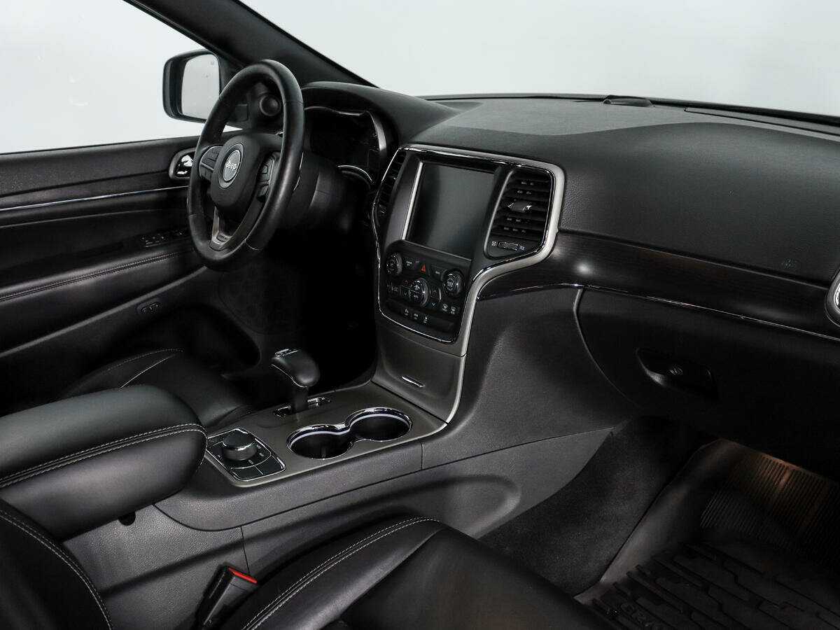 Купить Jeep Grand Cherokee с пробегом. Фото: #12
