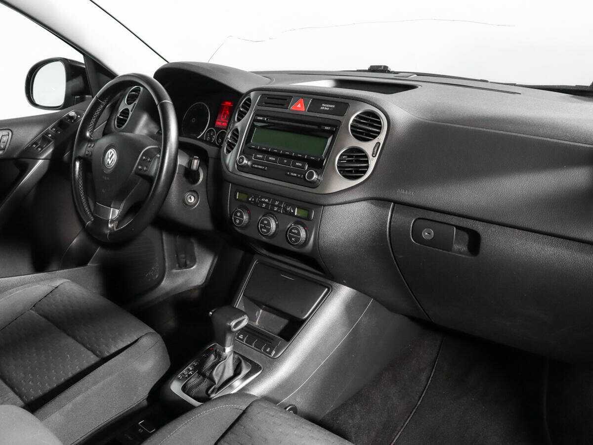 Купить Volkswagen Tiguan с пробегом. Фото: #6
