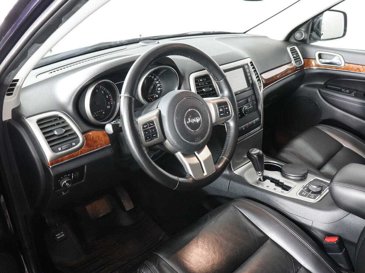 Купить Jeep Grand Cherokee с пробегом. Фото: #8