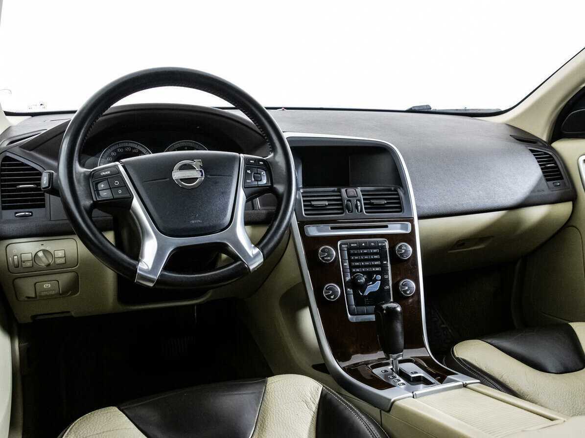 Купить Volvo XC60 с пробегом. Фото: #8