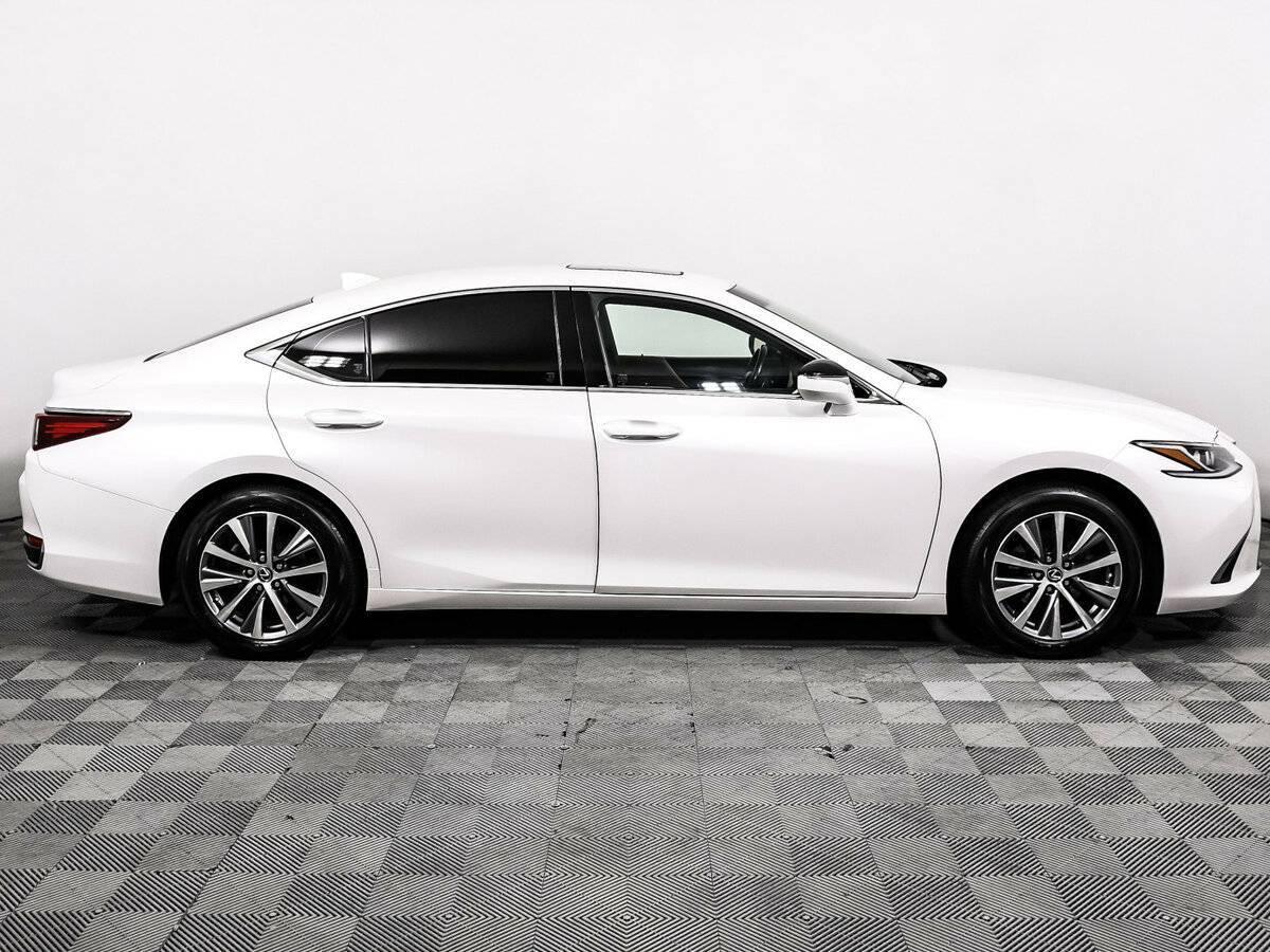 Купить Lexus ES с пробегом. Фото: #3