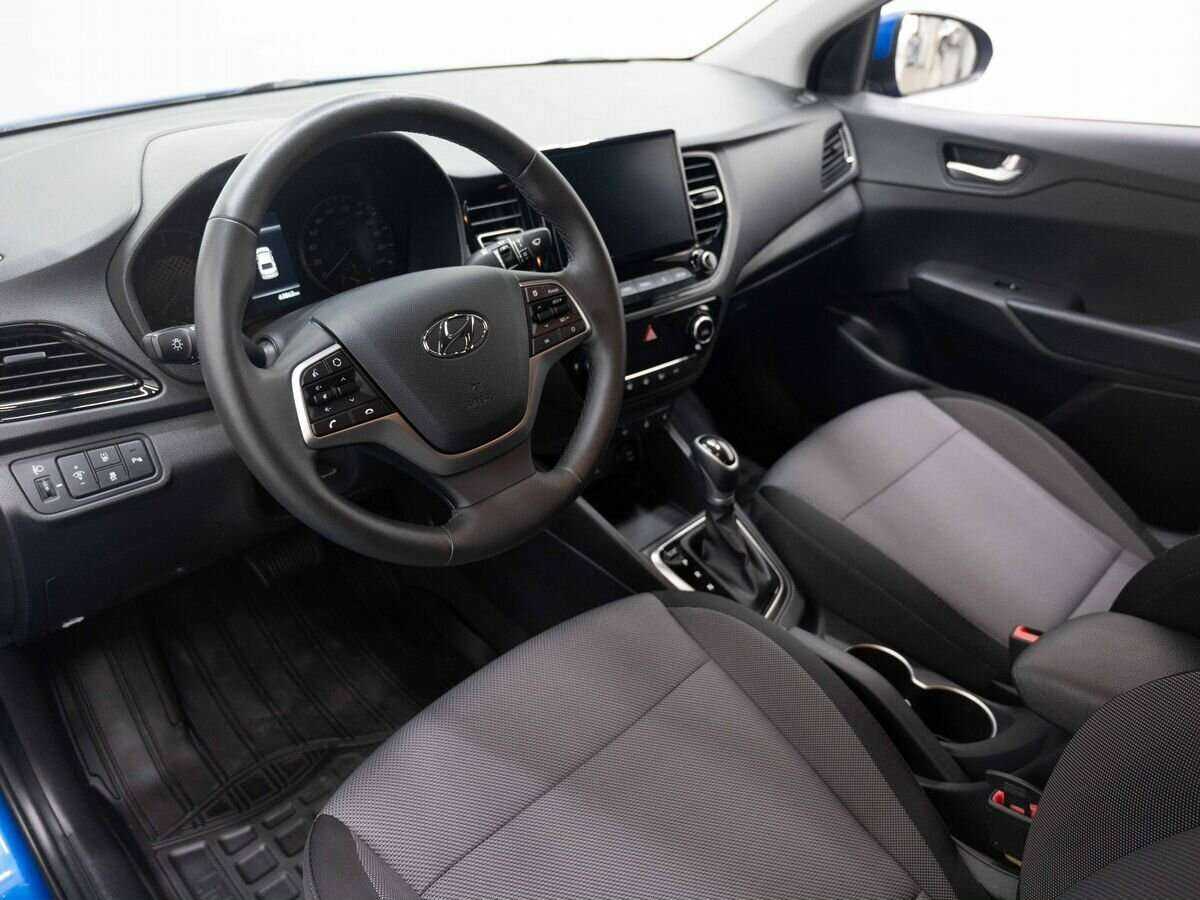 Купить Hyundai Solaris с пробегом. Фото: #8