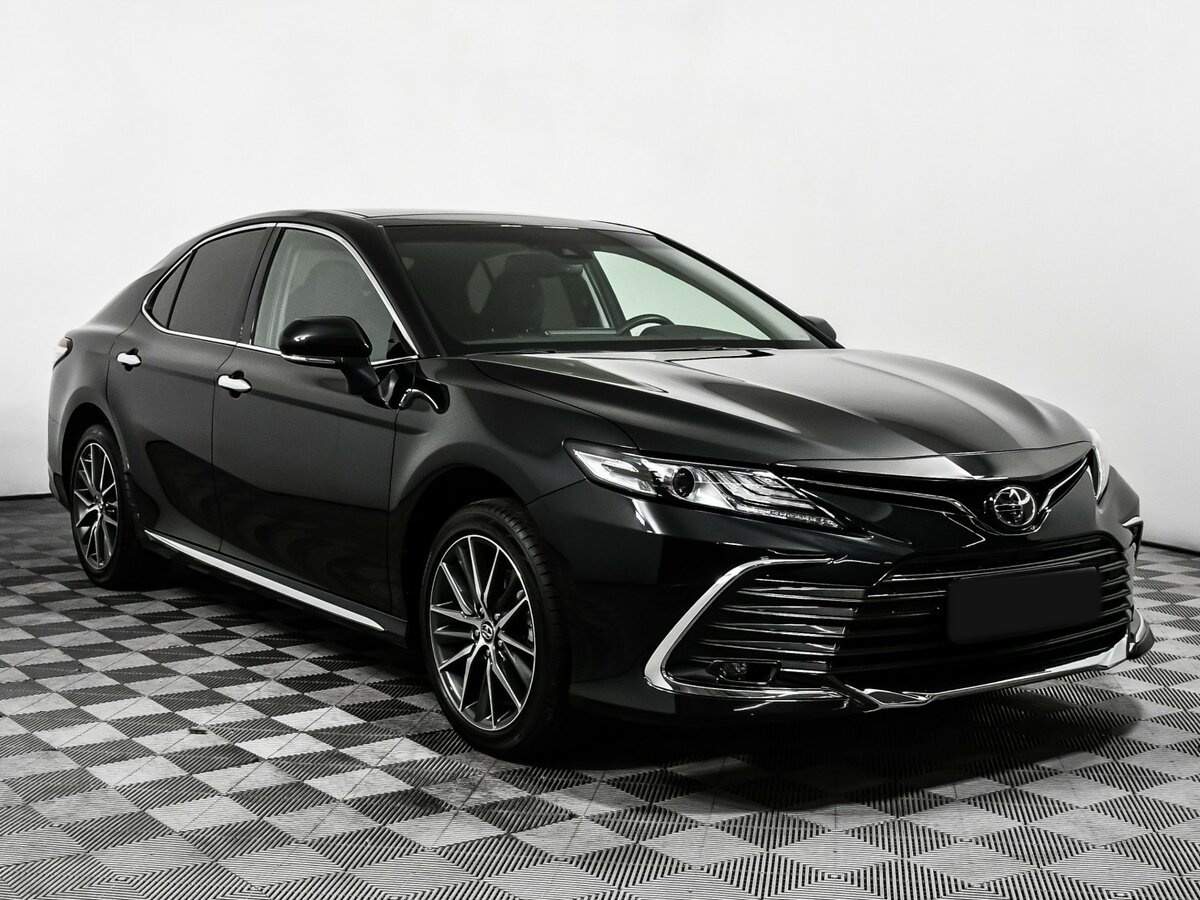 Купить Toyota Camry с пробегом. Фото: #2