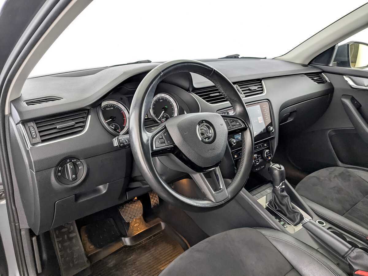 Купить Skoda Octavia с пробегом. Фото: #15