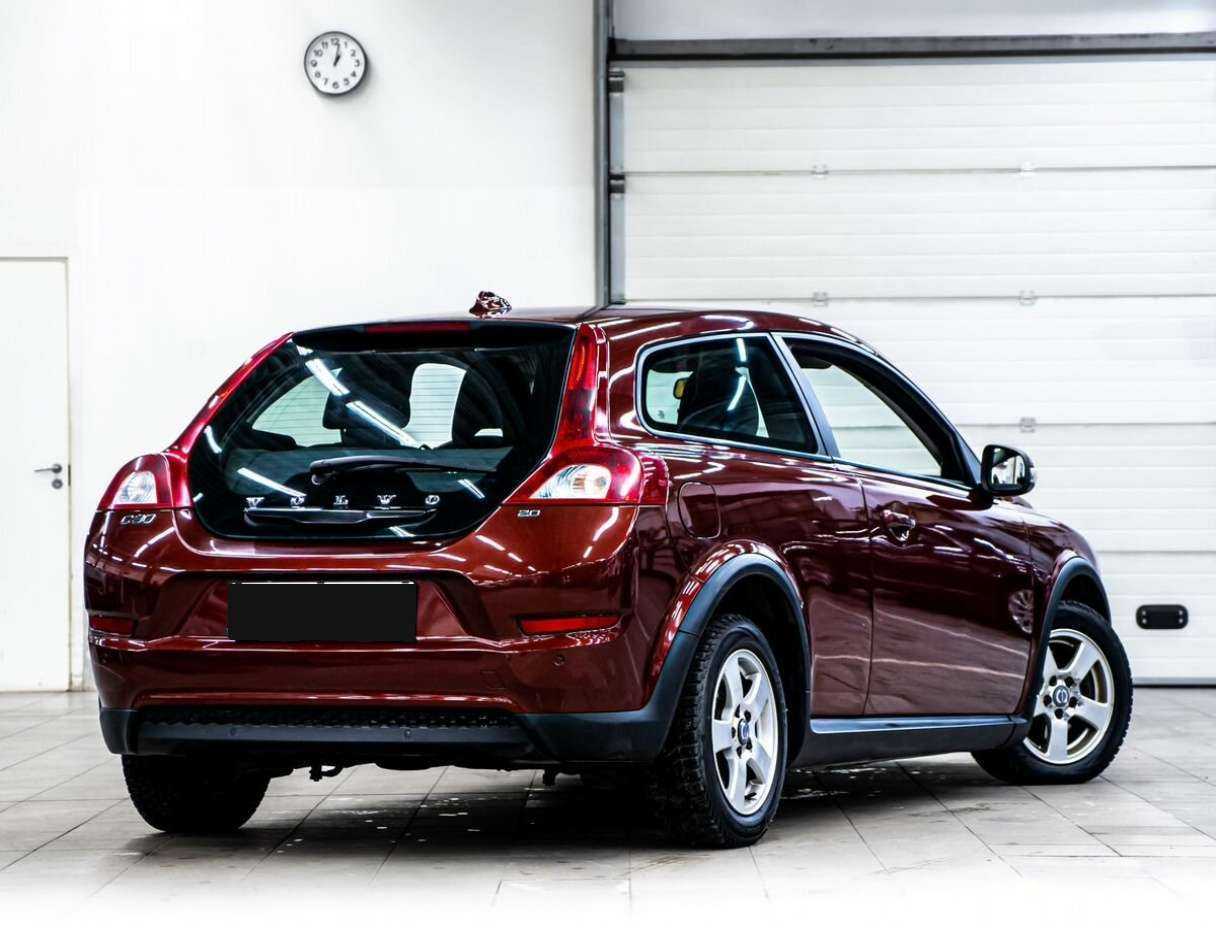Купить Volvo C30 с пробегом. Фото: #2