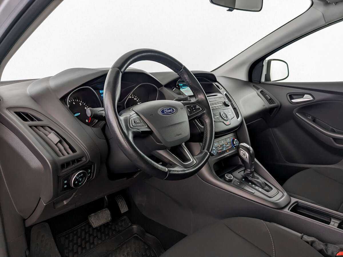 Купить Ford Focus с пробегом. Фото: #13
