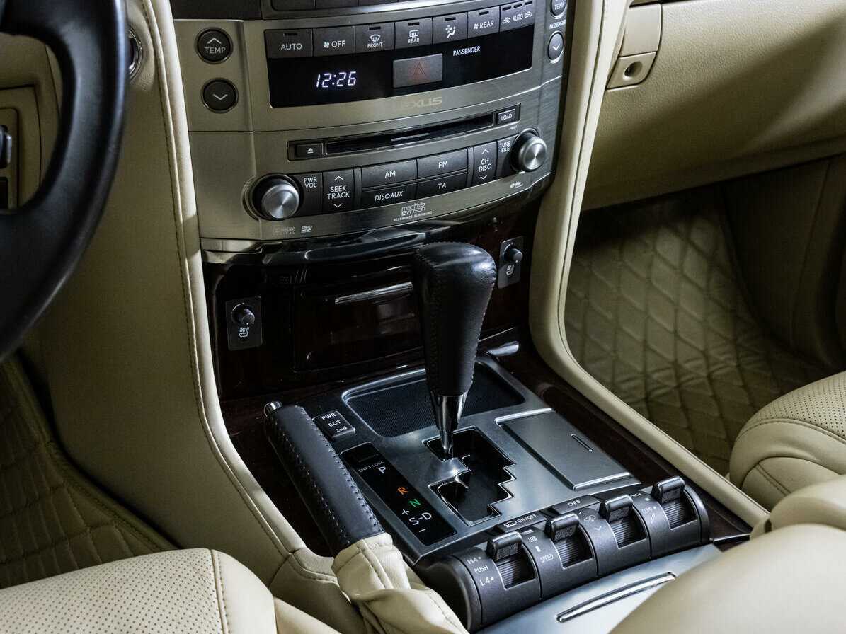 Купить Lexus LX с пробегом. Фото: #11