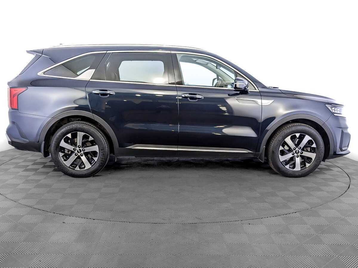 Купить Kia Sorento с пробегом. Фото: #3
