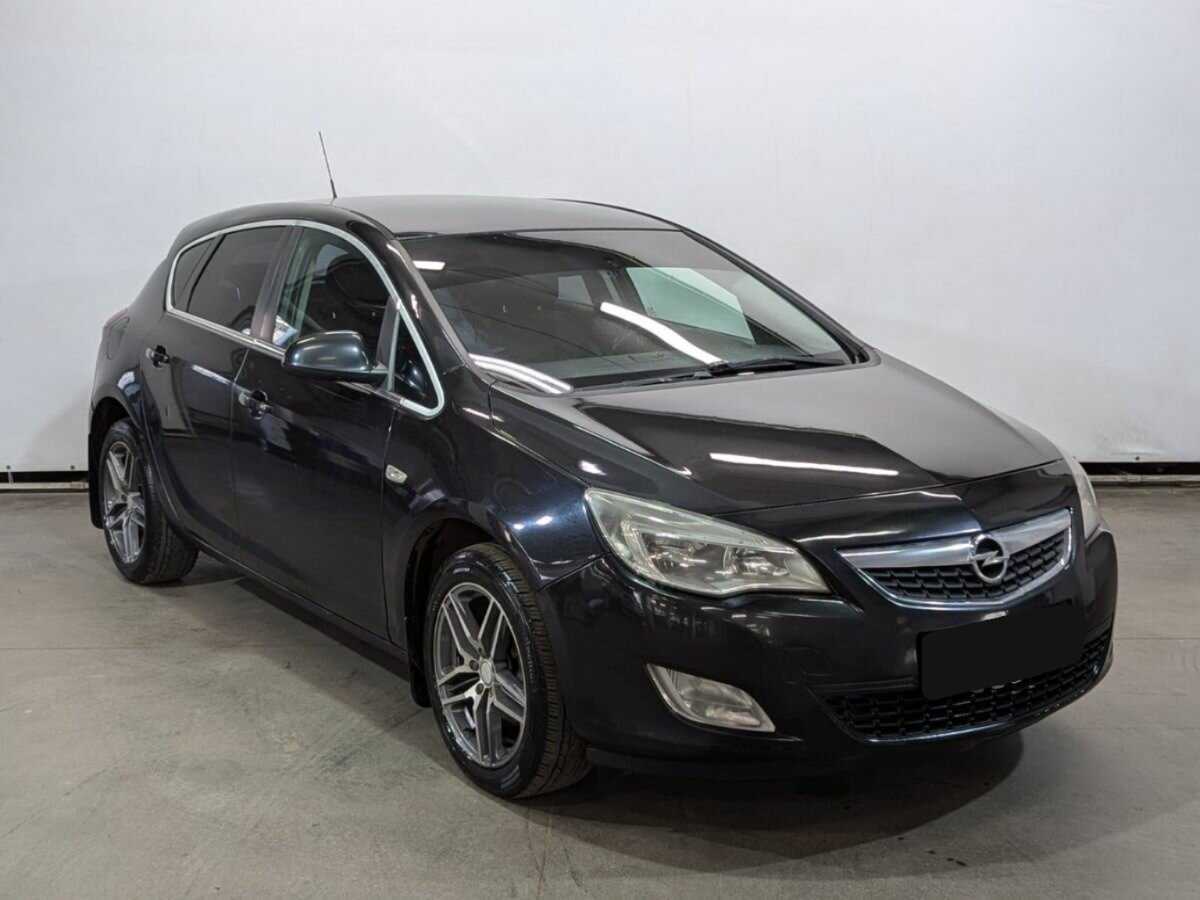 Купить Opel Astra с пробегом. Фото: #2