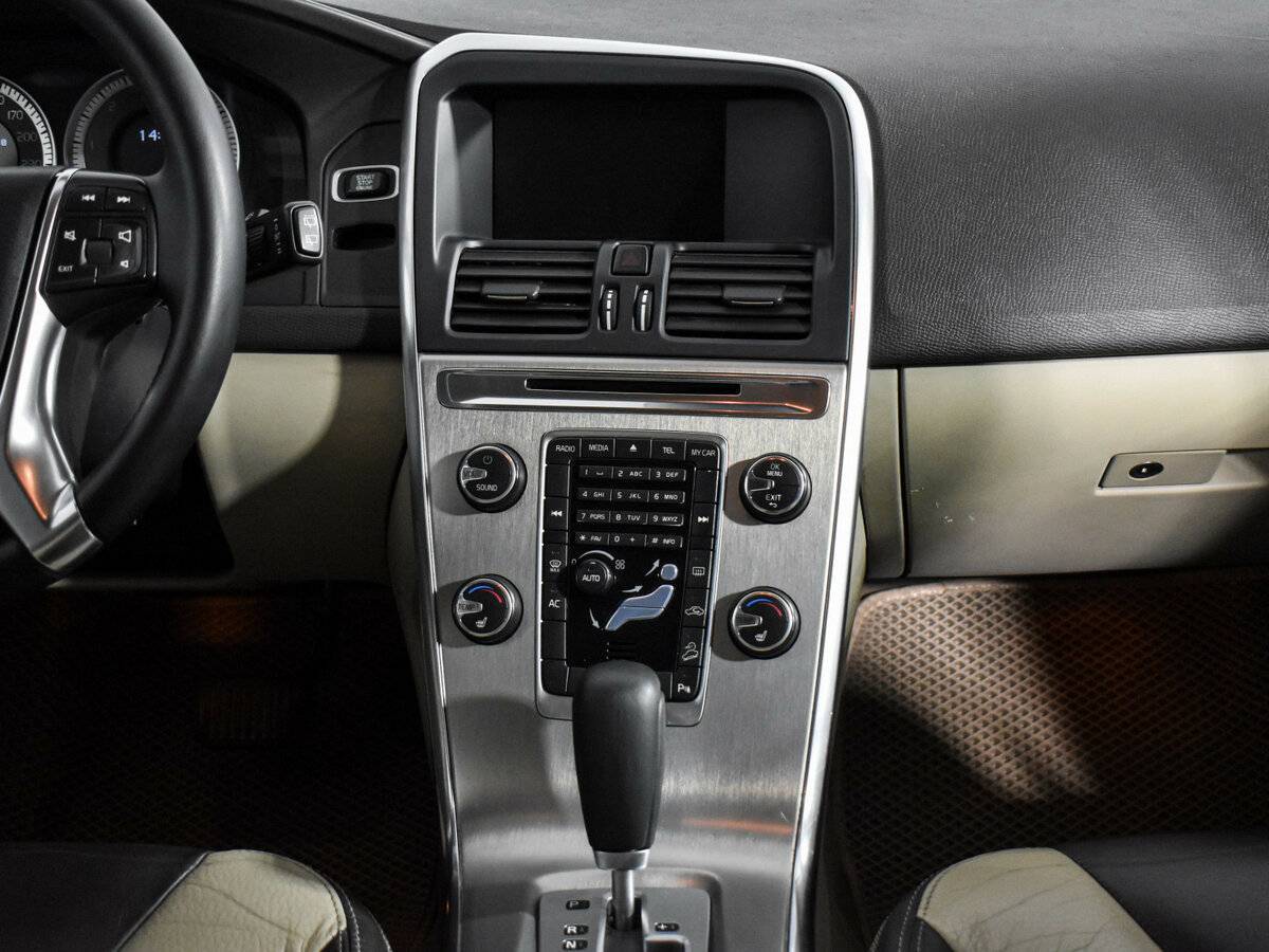 Купить Volvo XC60 с пробегом. Фото: #13