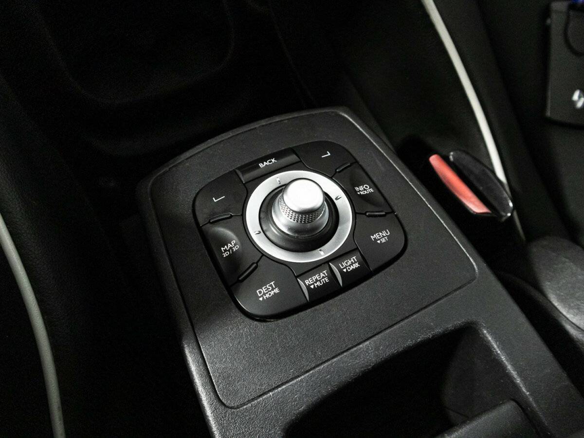 Купить Renault Scenic с пробегом. Фото: #17