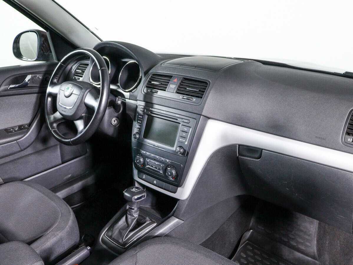 Купить Skoda Yeti с пробегом. Фото: #6