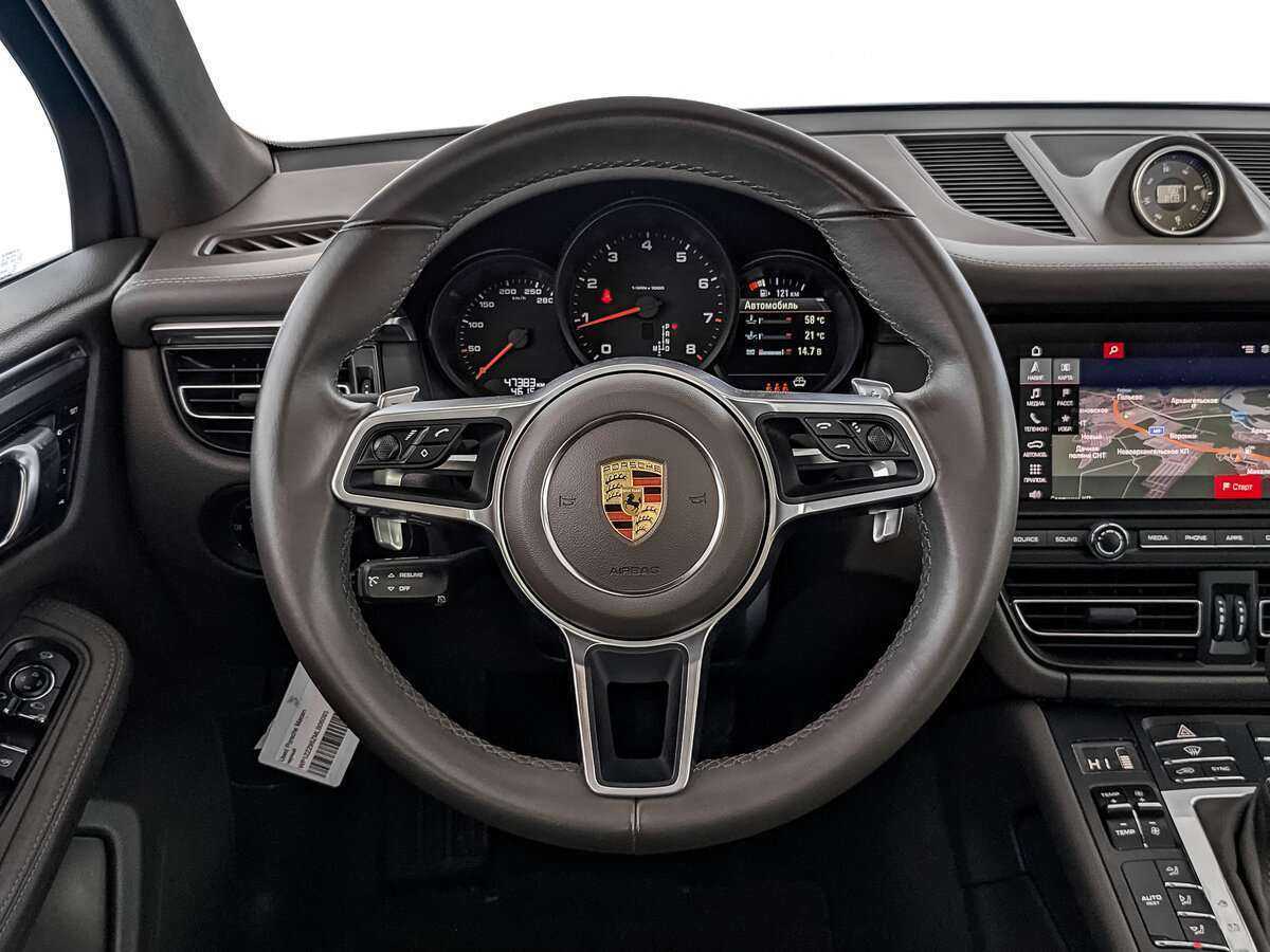 Купить Porsche Macan с пробегом. Фото: #17