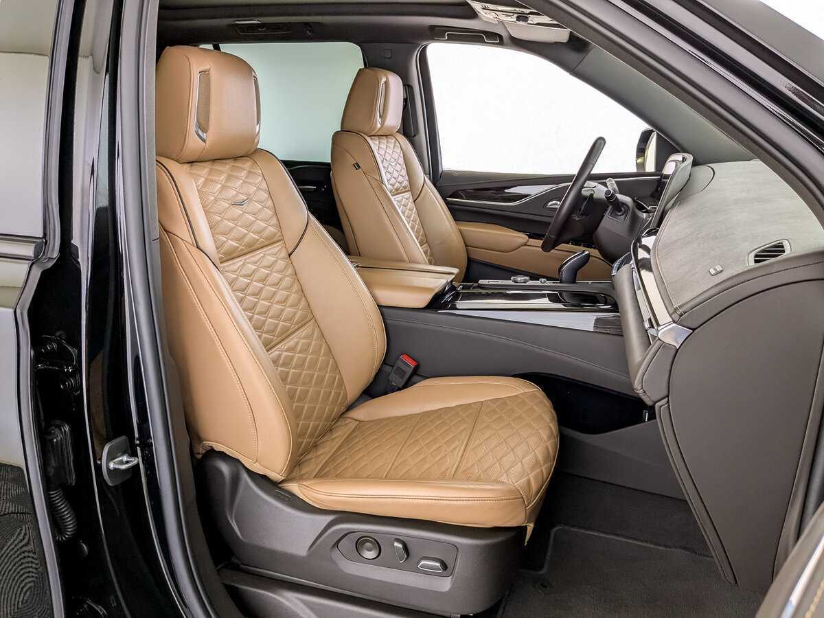 Купить Cadillac Escalade с пробегом. Фото: #23