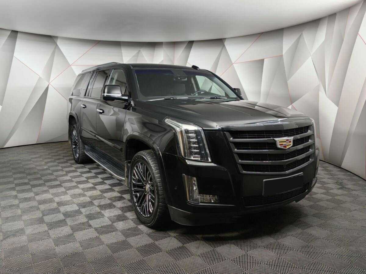 Купить Cadillac Escalade с пробегом. Фото: #2