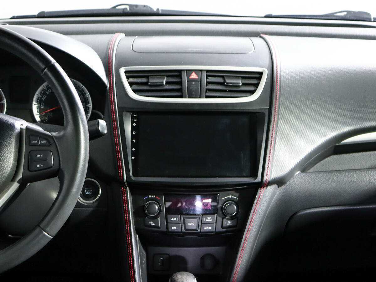 Купить Suzuki Swift с пробегом. Фото: #12