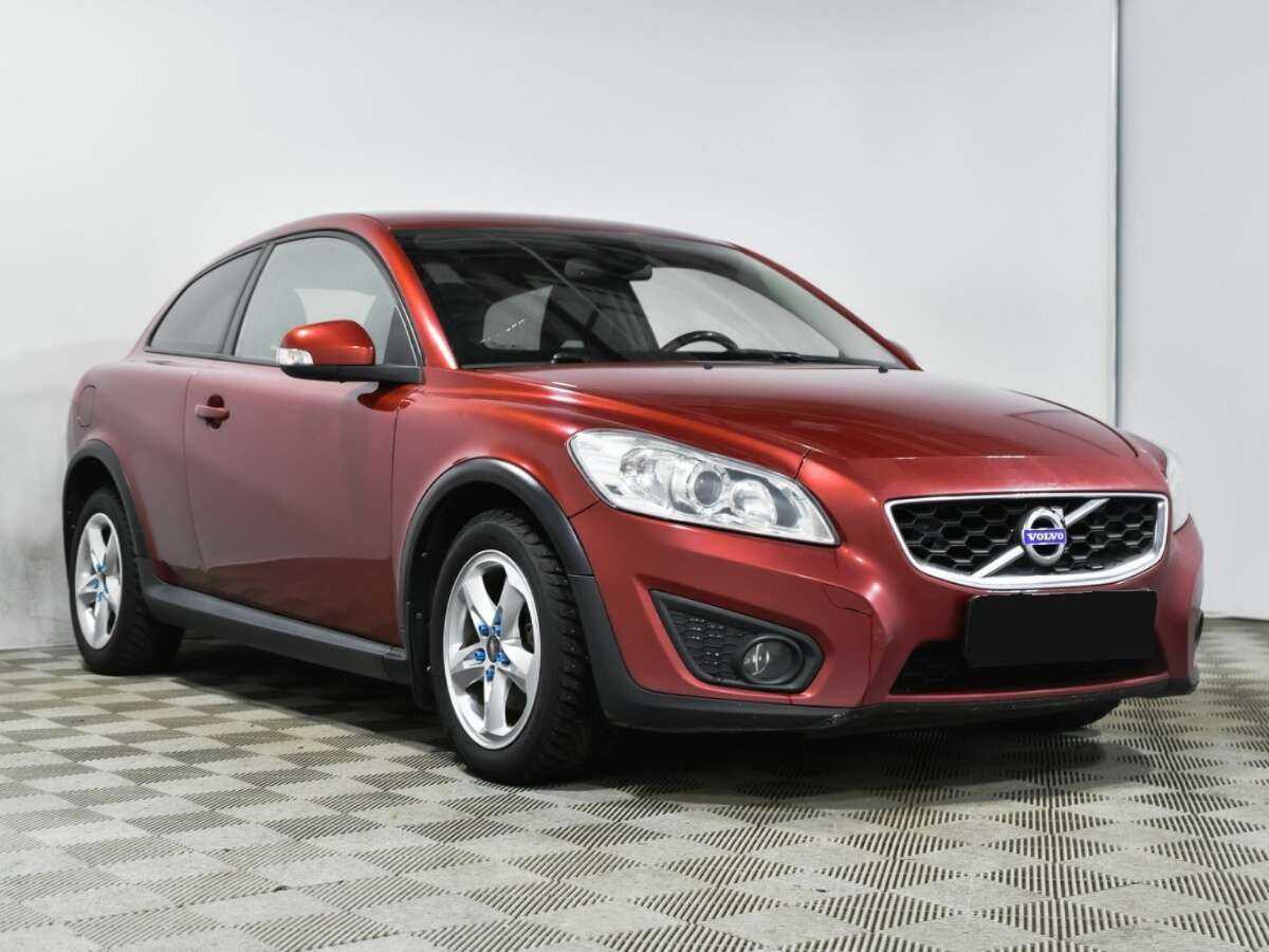 Купить Volvo C30 с пробегом. Фото: #2