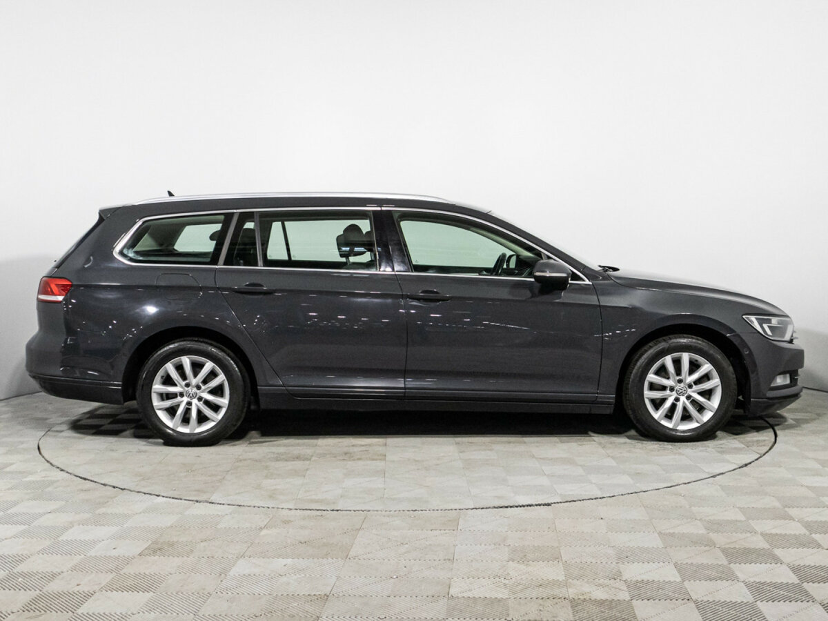 Купить Volkswagen Passat с пробегом. Фото: #3