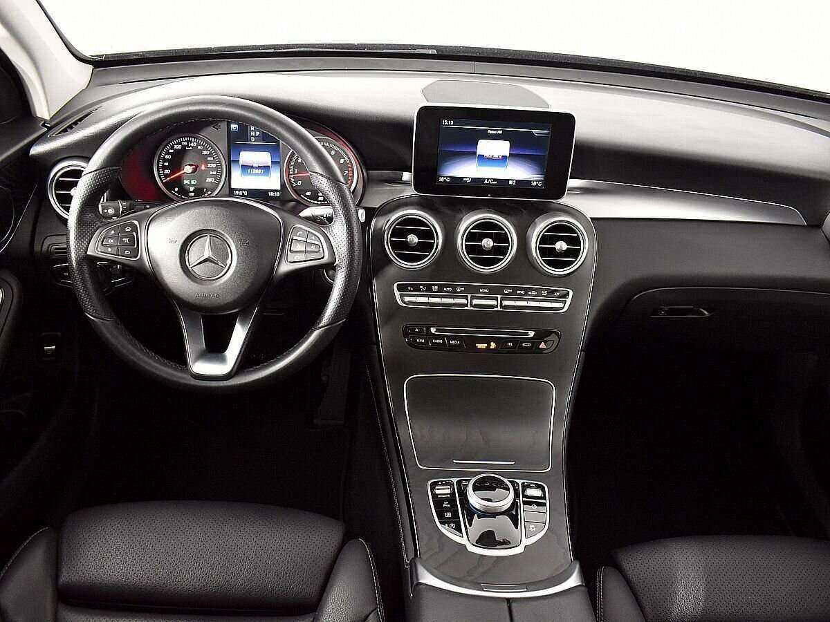 Купить Mercedes-Benz GLC с пробегом. Фото: #9