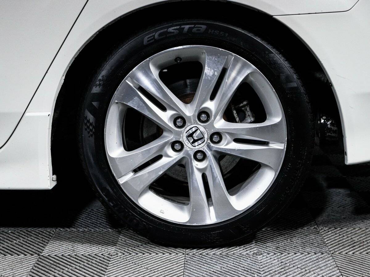 Купить Honda Accord с пробегом. Фото: #13