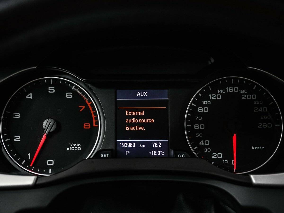 Купить Audi A4 с пробегом. Фото: #9