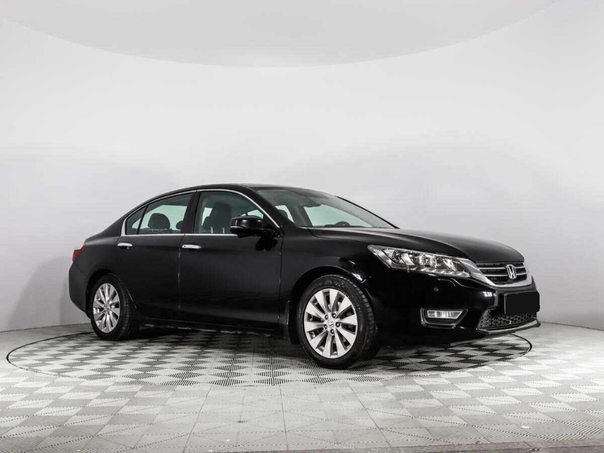 Купить Honda Accord с пробегом. Фото: #2