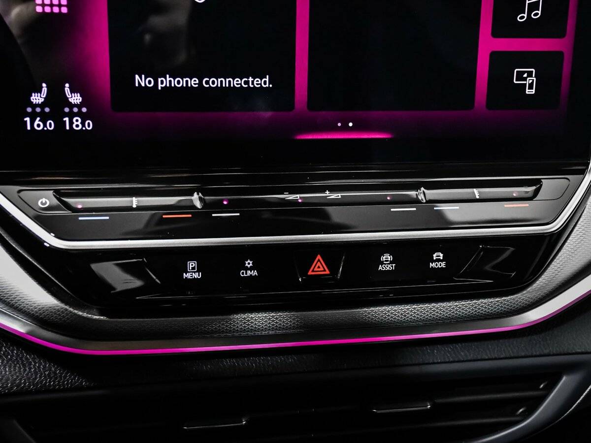 Купить Volkswagen ID.4 с пробегом. Фото: #13