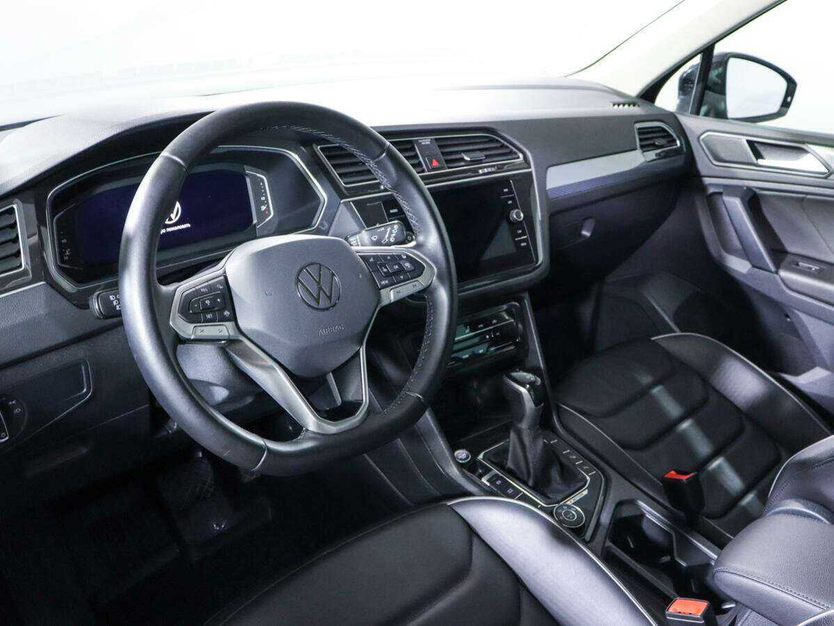Купить Volkswagen Tiguan с пробегом. Фото: #13