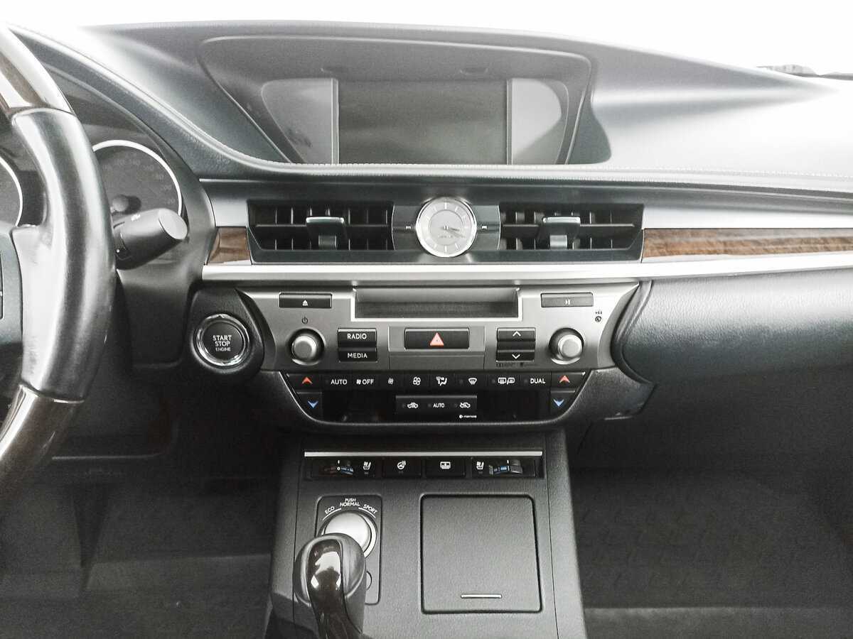 Купить Lexus ES с пробегом. Фото: #9