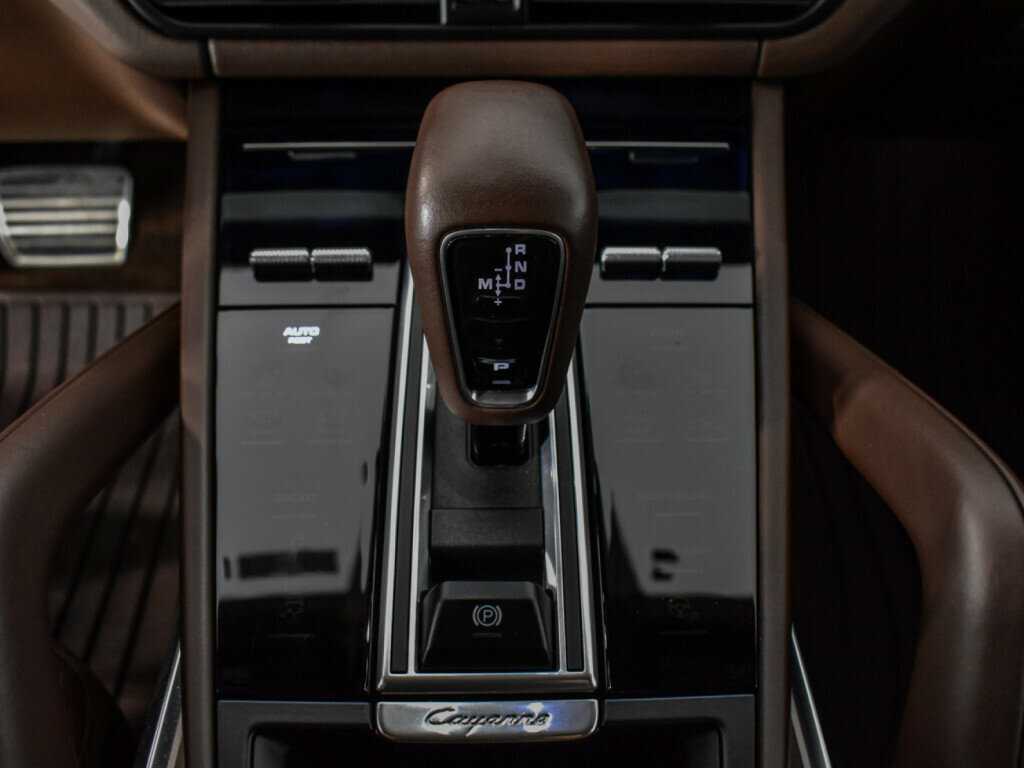 Купить Porsche Cayenne с пробегом. Фото: #10