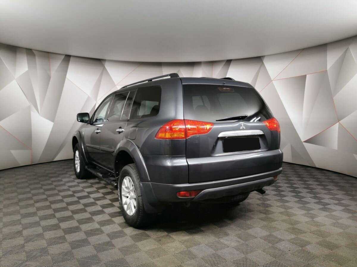 Купить Mitsubishi Pajero Sport с пробегом. Фото: #3