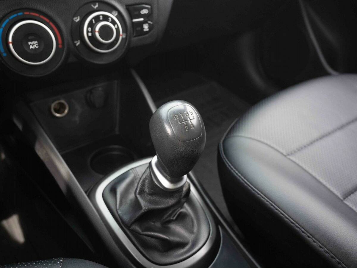 Купить Kia Rio с пробегом. Фото: #18