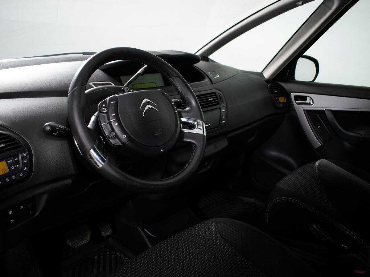 Купить Citroen C4 Picasso с пробегом. Фото: #12