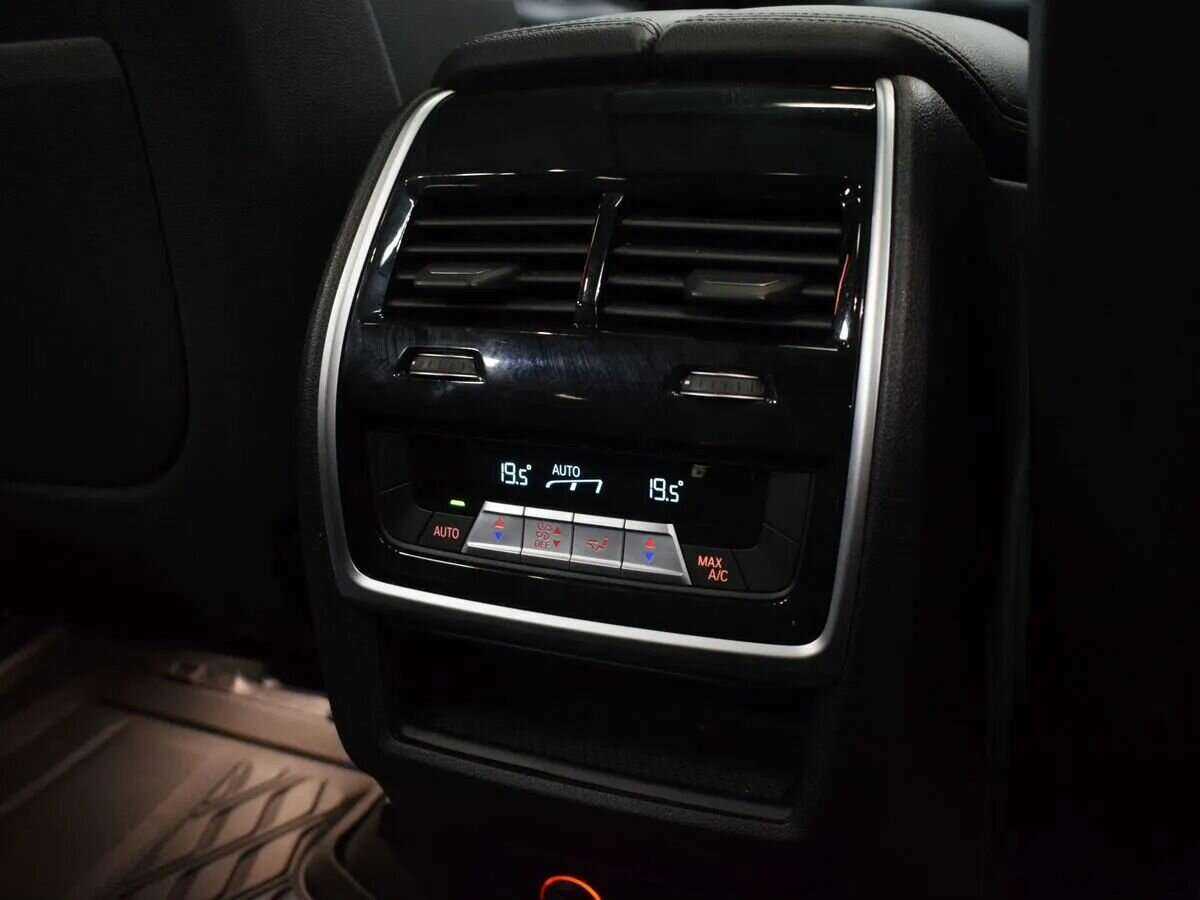 Купить BMW X7 с пробегом. Фото: #18