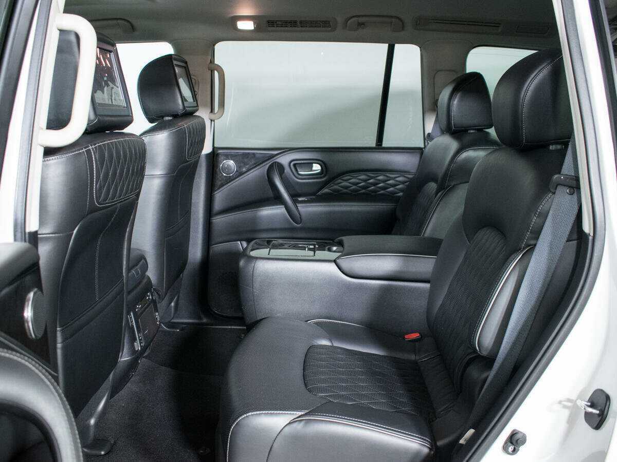 Купить Infiniti QX80 с пробегом. Фото: #5
