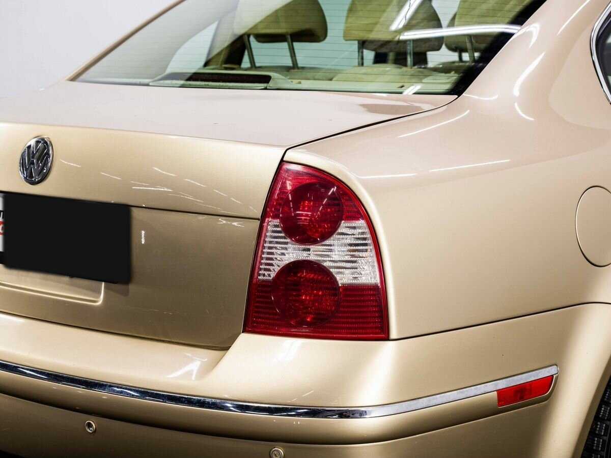 Купить Volkswagen Passat с пробегом. Фото: #19