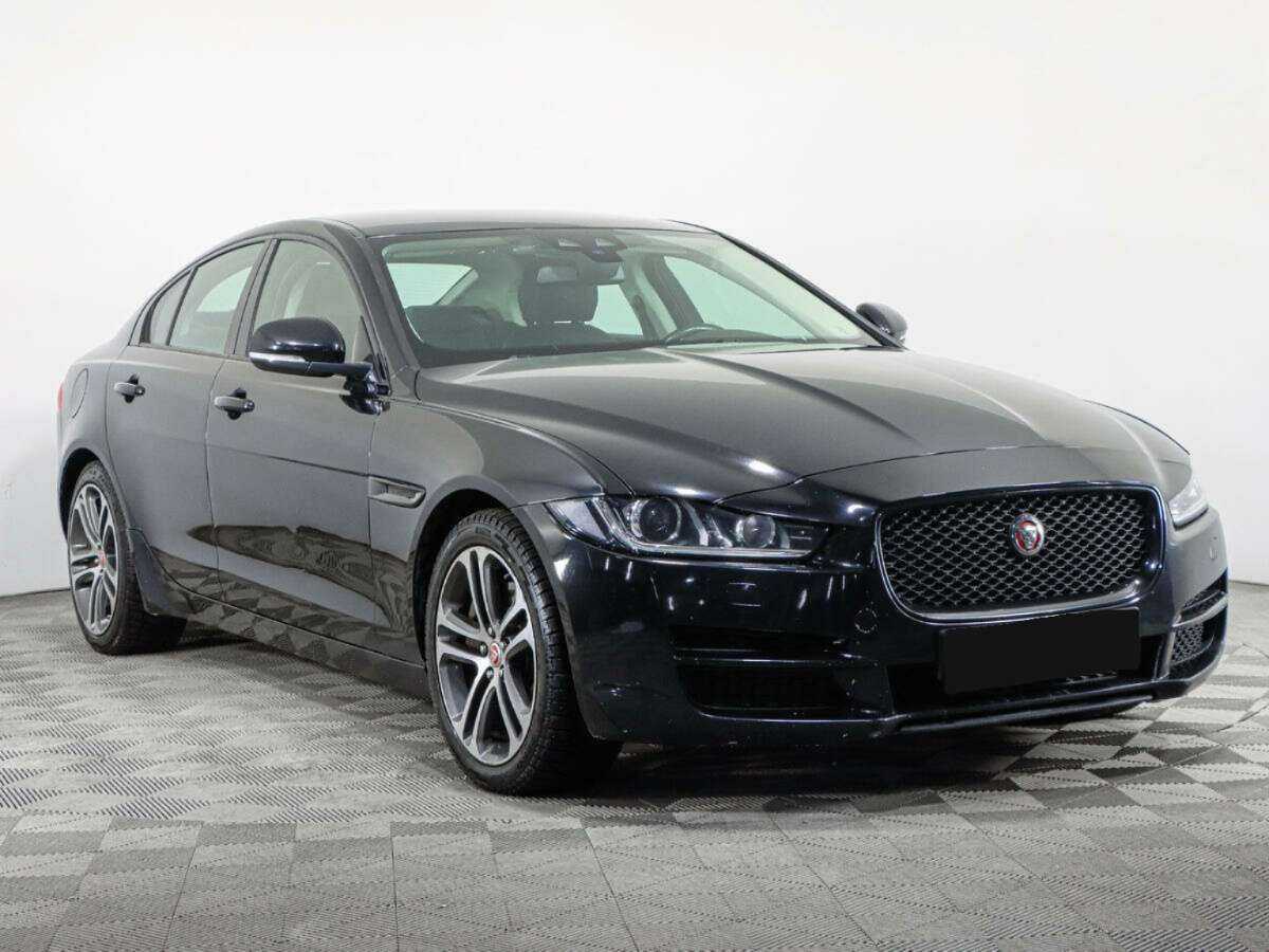 Купить Jaguar XE с пробегом. Фото: #2