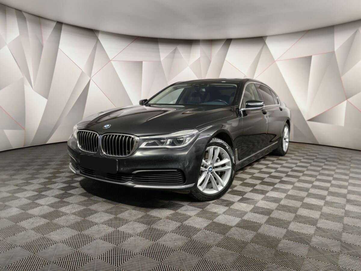 Купить BMW 7 серии с пробегом. Фото: #0