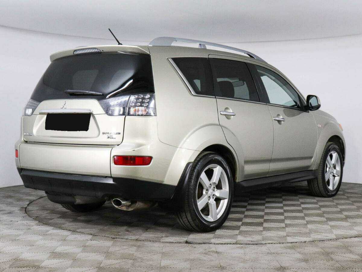 Купить Mitsubishi Outlander с пробегом. Фото: #4