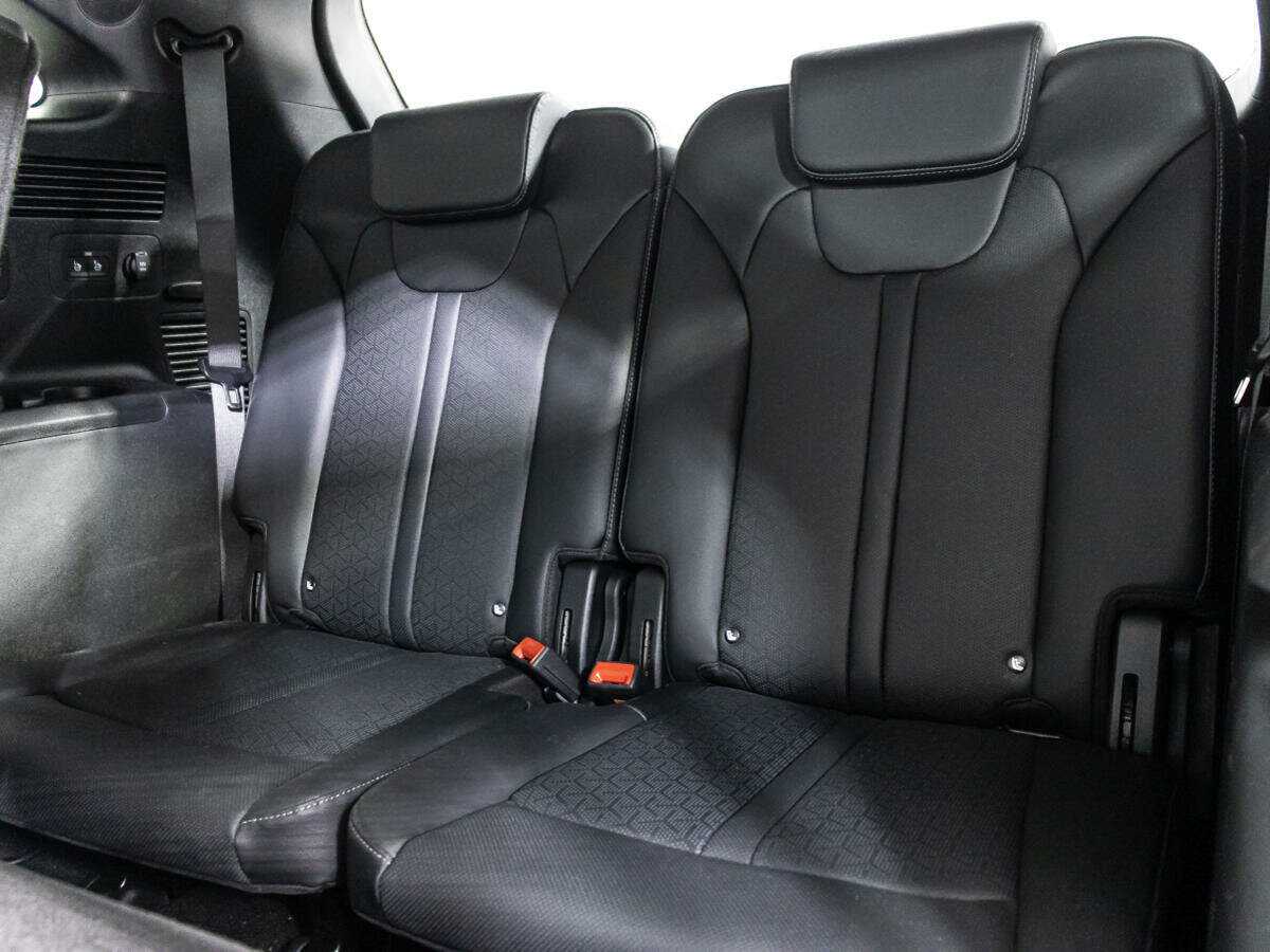 Купить Kia Sorento с пробегом. Фото: #10