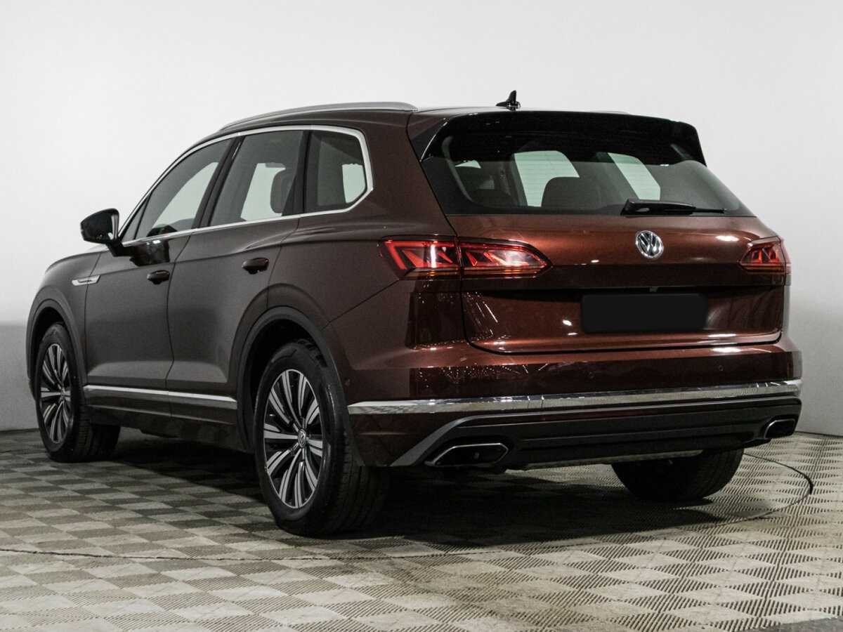 Купить Volkswagen Touareg с пробегом. Фото: #6