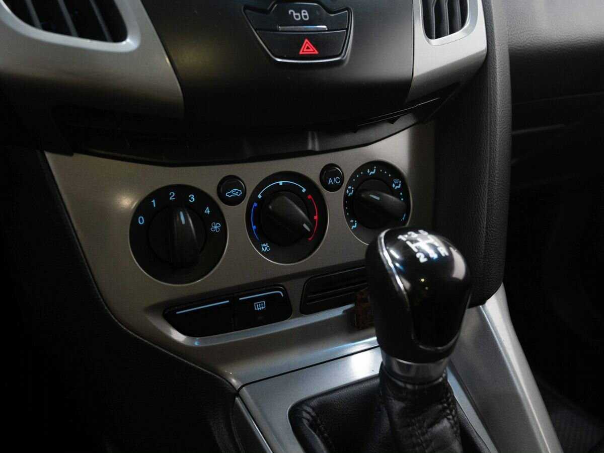 Купить Ford Focus с пробегом. Фото: #21