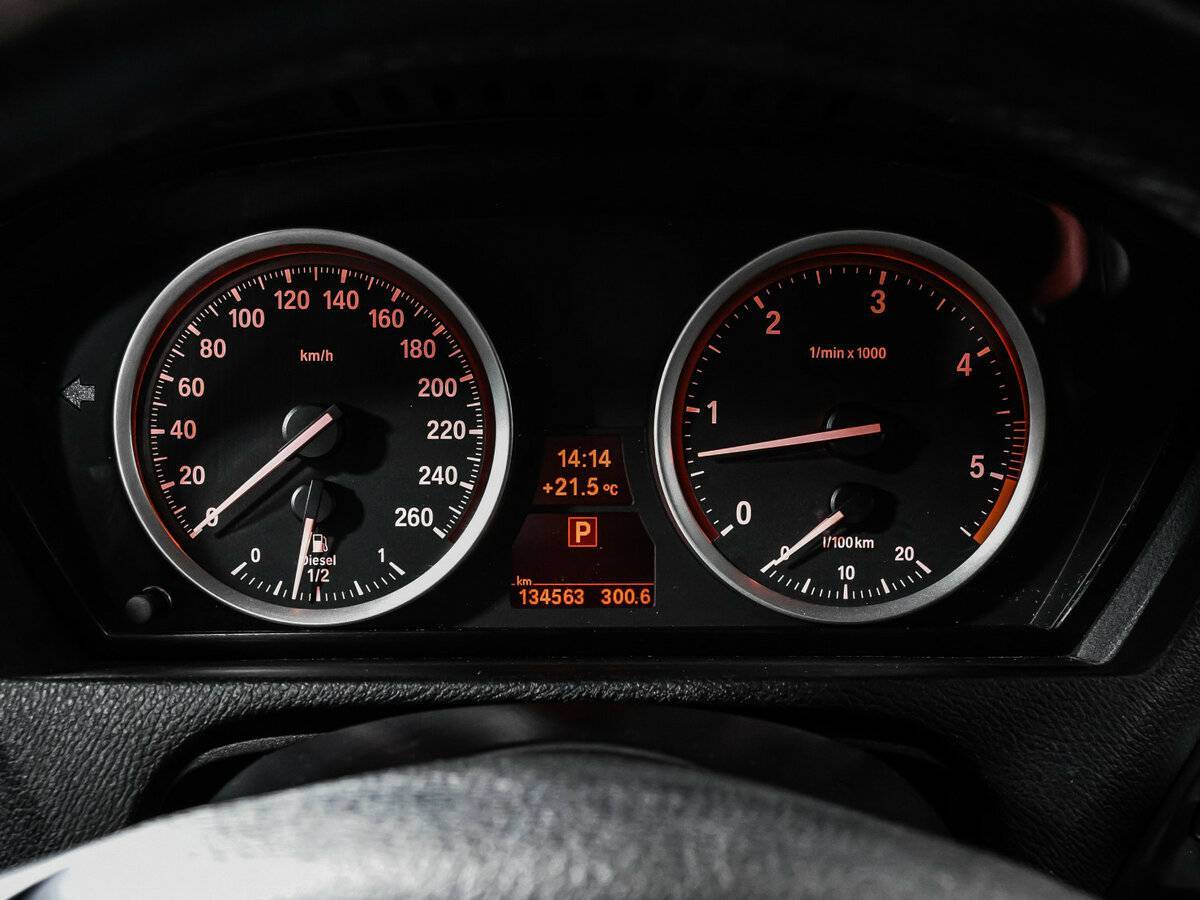 Купить BMW X6 с пробегом. Фото: #9