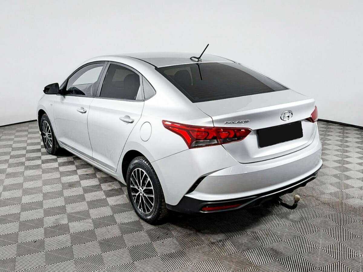 Купить Hyundai Solaris с пробегом. Фото: #5