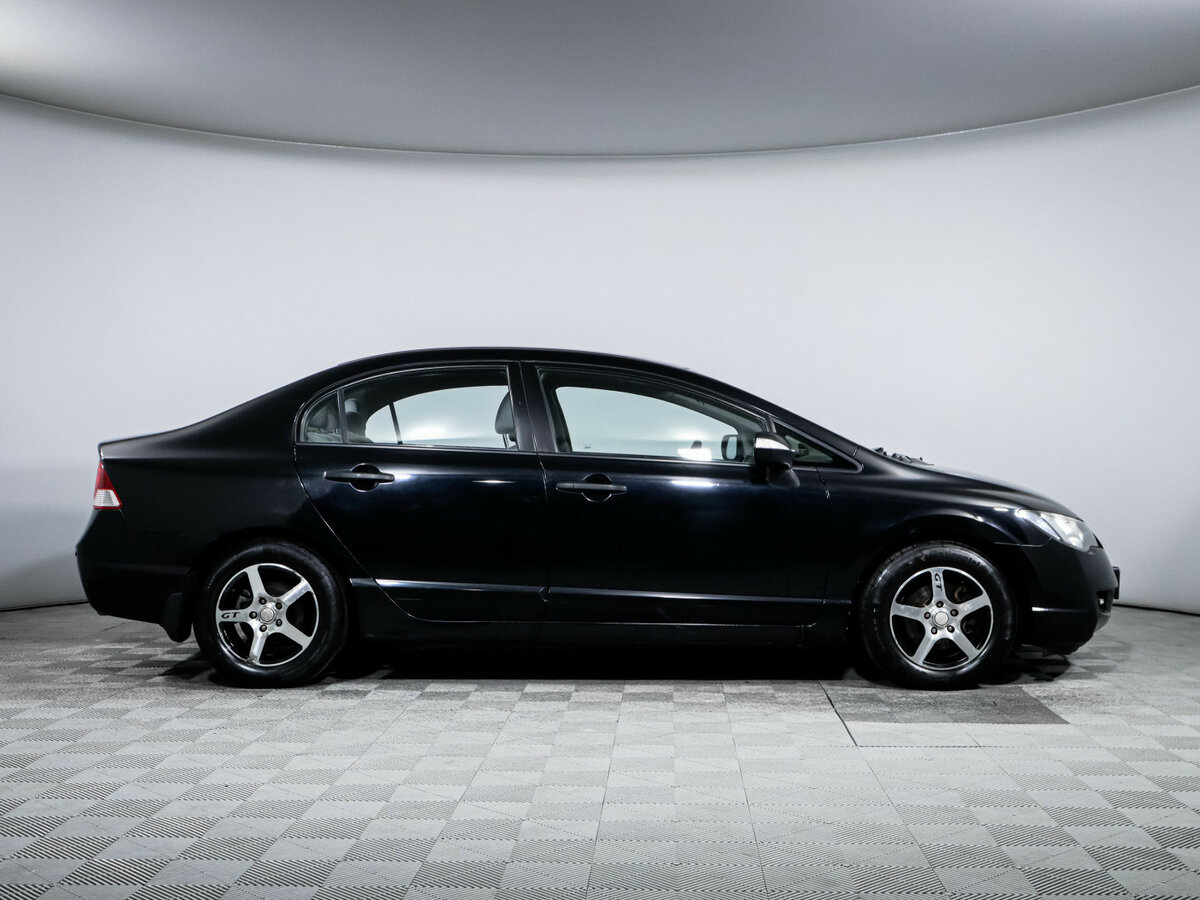 Купить Honda Civic с пробегом. Фото: #3