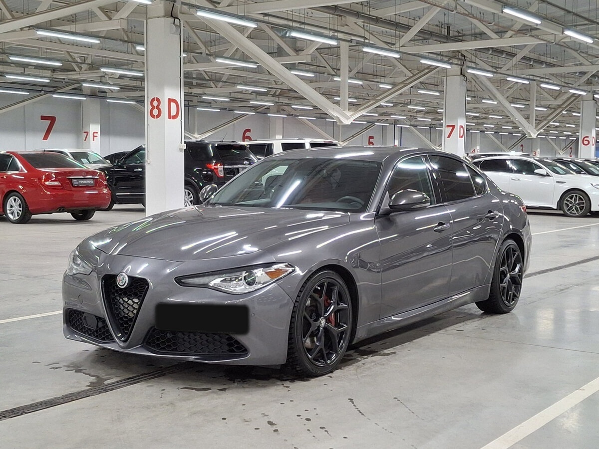 Купить Alfa Romeo Giulia с пробегом. Фото: #0