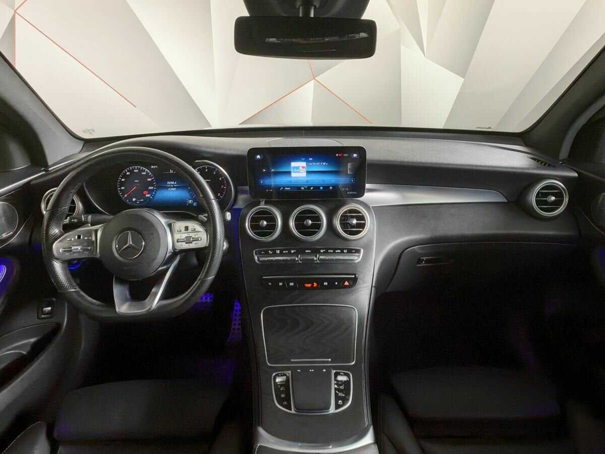 Купить Mercedes-Benz GLC с пробегом. Фото: #9