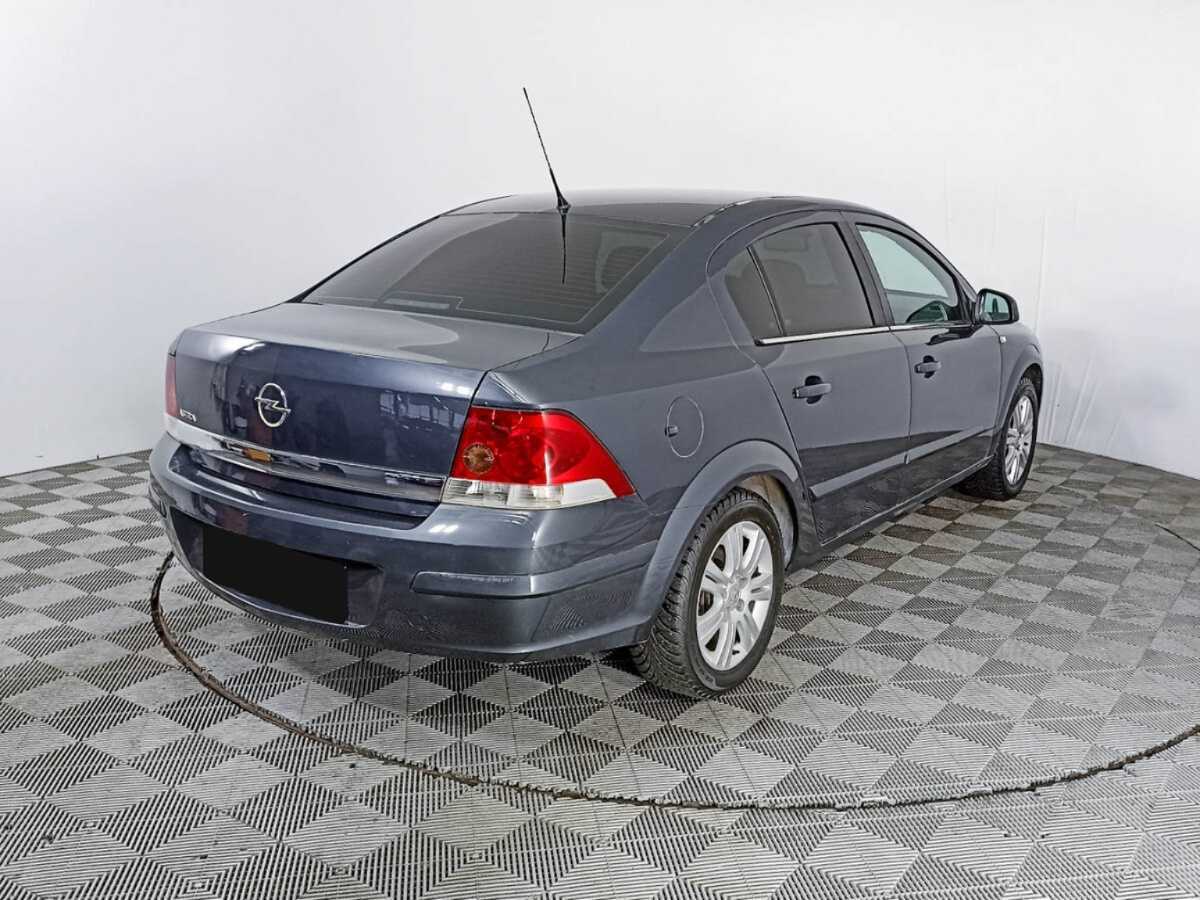 Купить Opel Astra с пробегом. Фото: #4